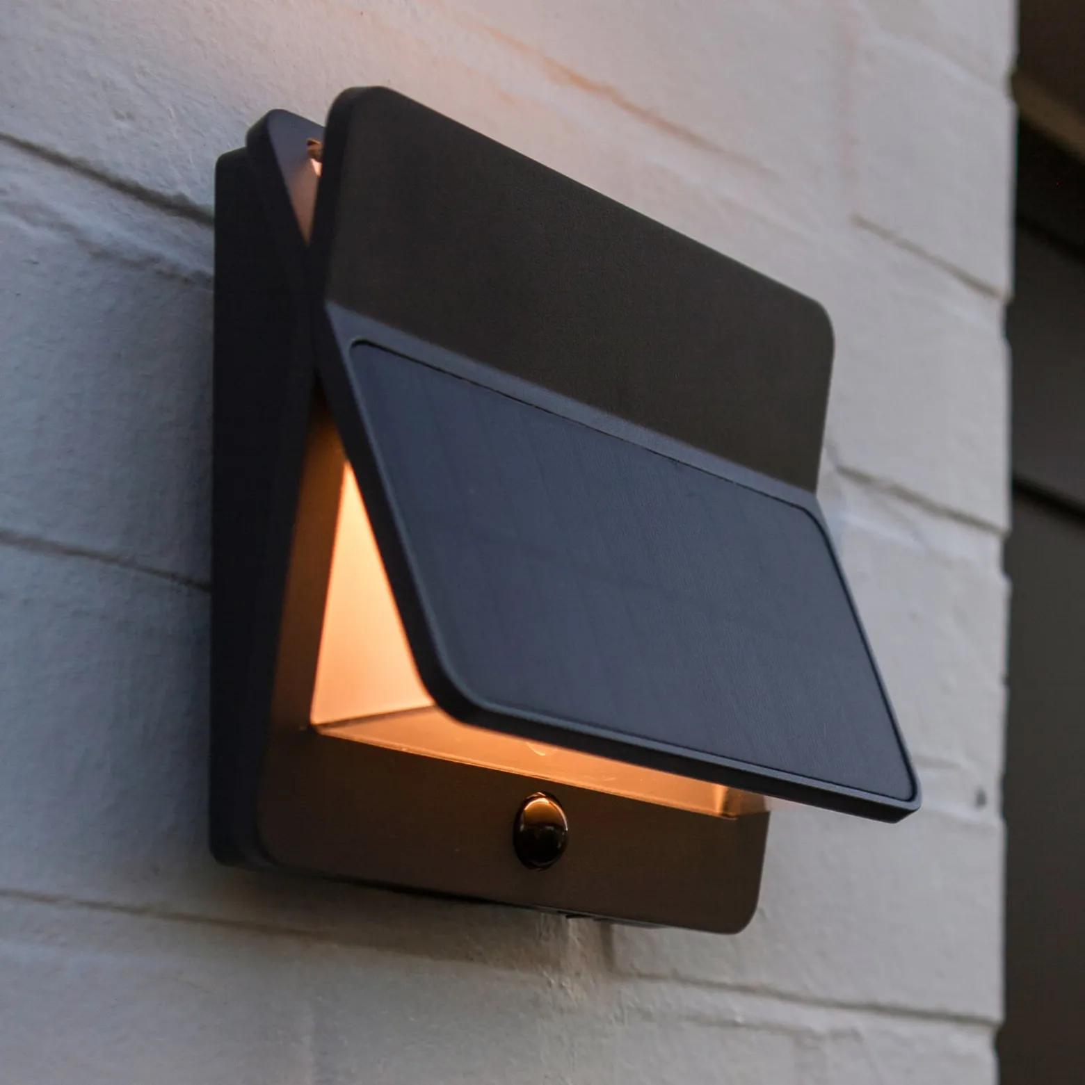 ALETA-LED-ulkoseinälamppu, tummanharmaa, 18 cm, liiketunnistin, IP54