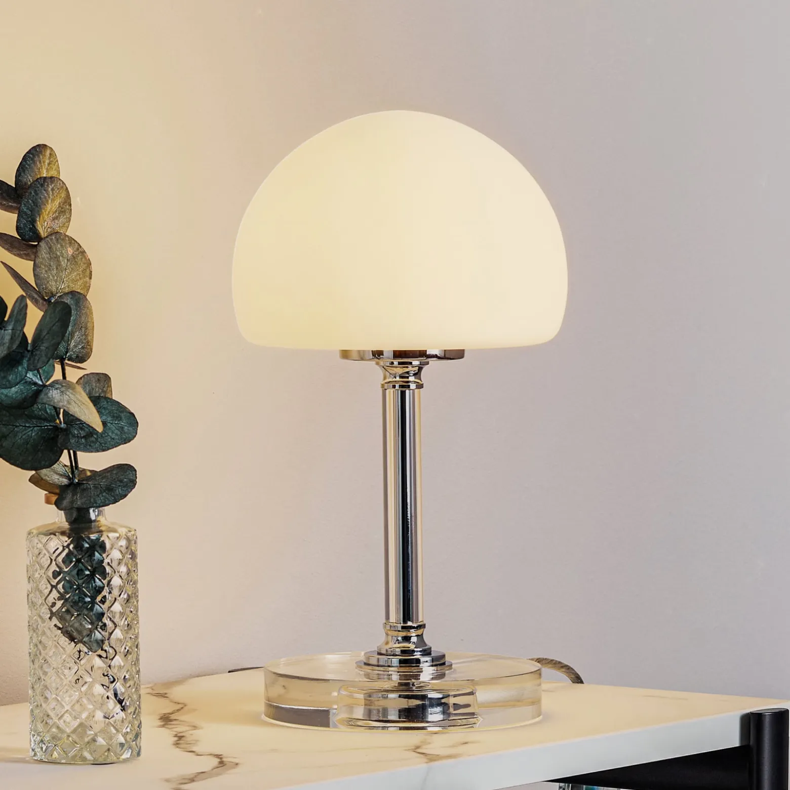 Ancilla-LED-pöytälamppu, kromattu, 30 cm, portaattomasti säädettävä himmennin,