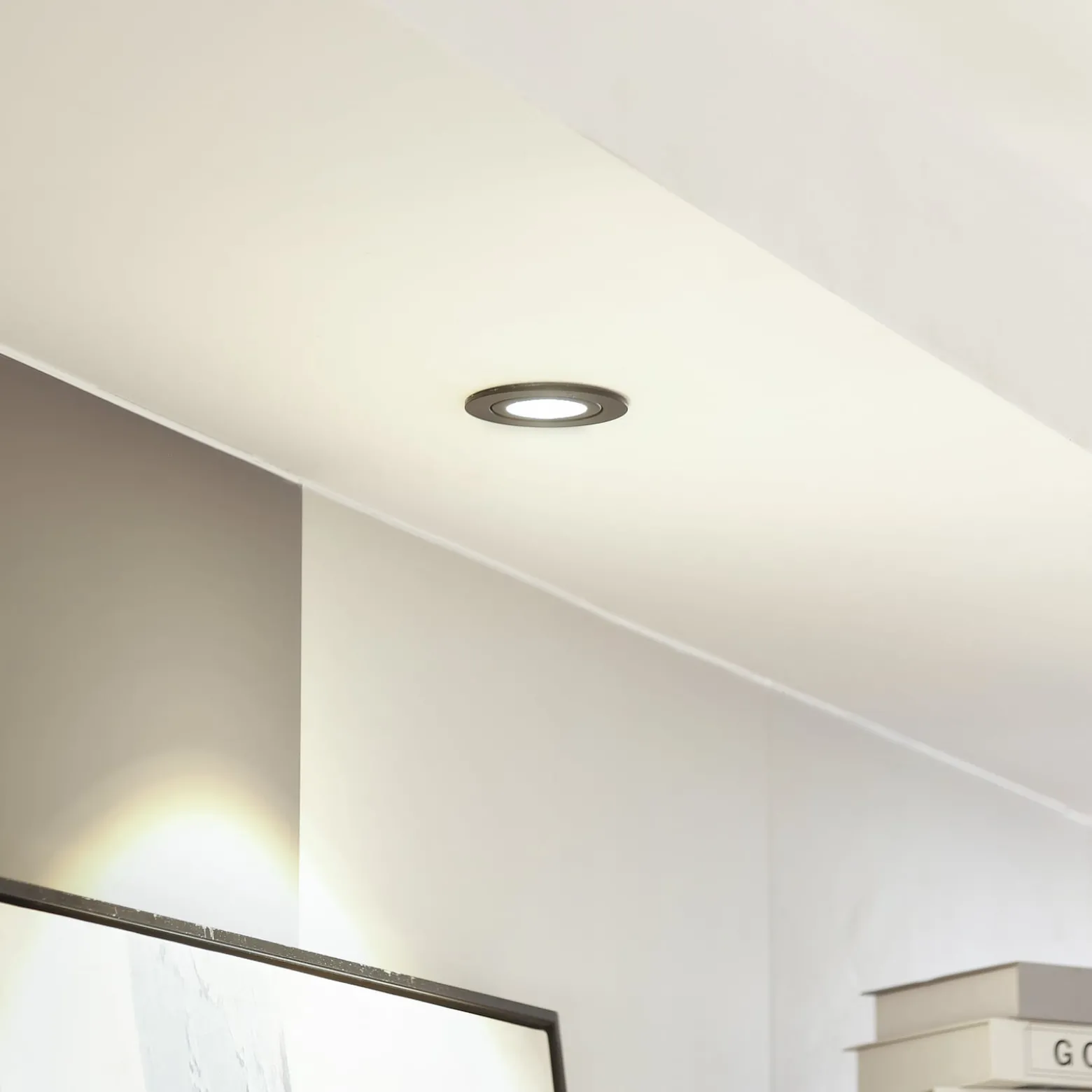 Arcchio LED-alasvalo Jyra, musta, 3000K