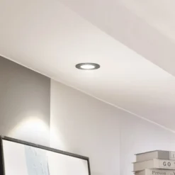 Arcchio LED-alasvalo Zarik, musta, 4000K