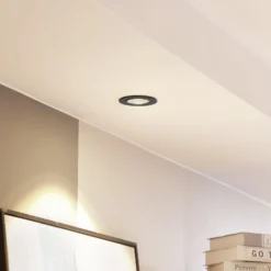 Arcchio LED-alasvalo Zarik, musta, 2700K