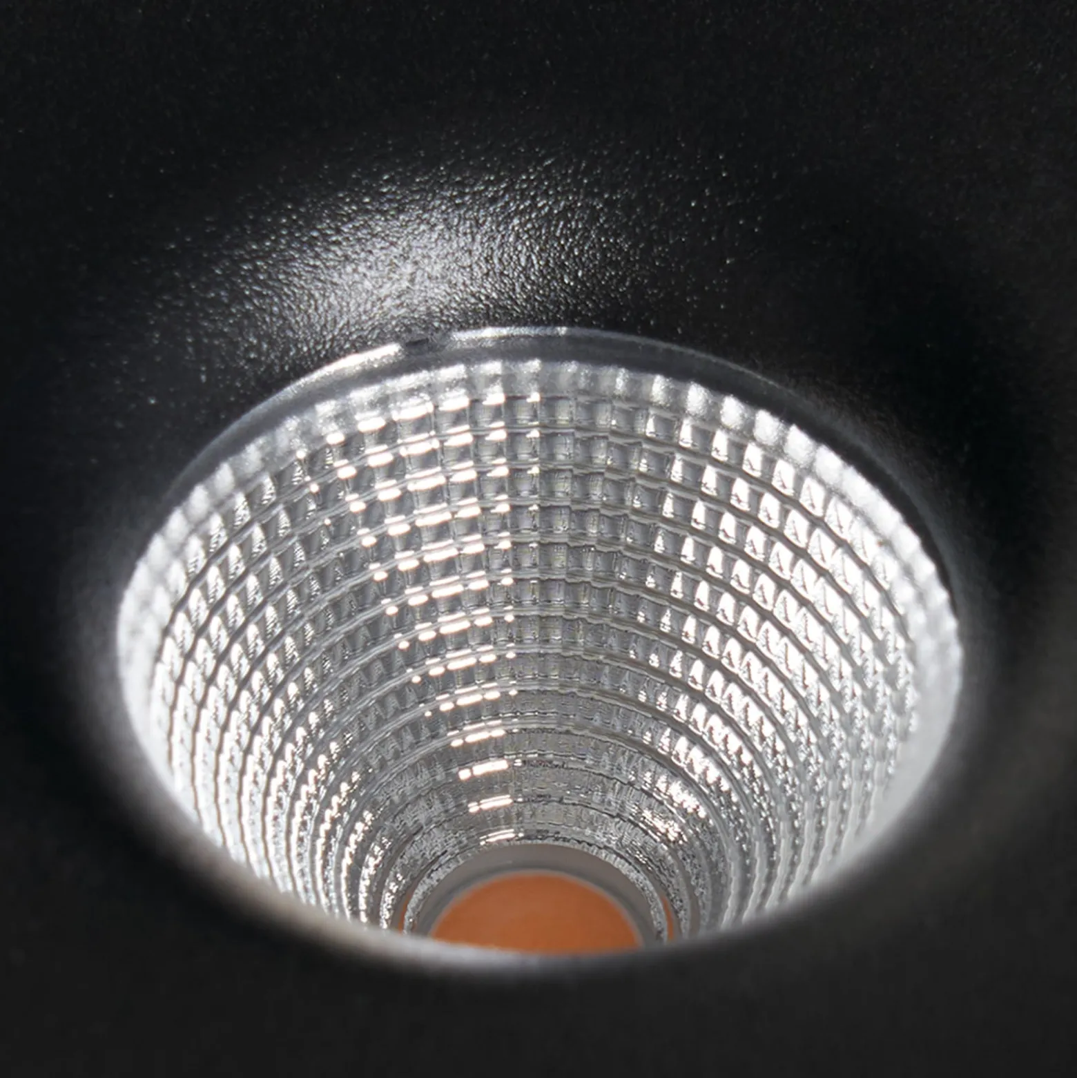 Arcchio LED-kattovalaisin Rotari, musta, metalli, Ø 12 cm