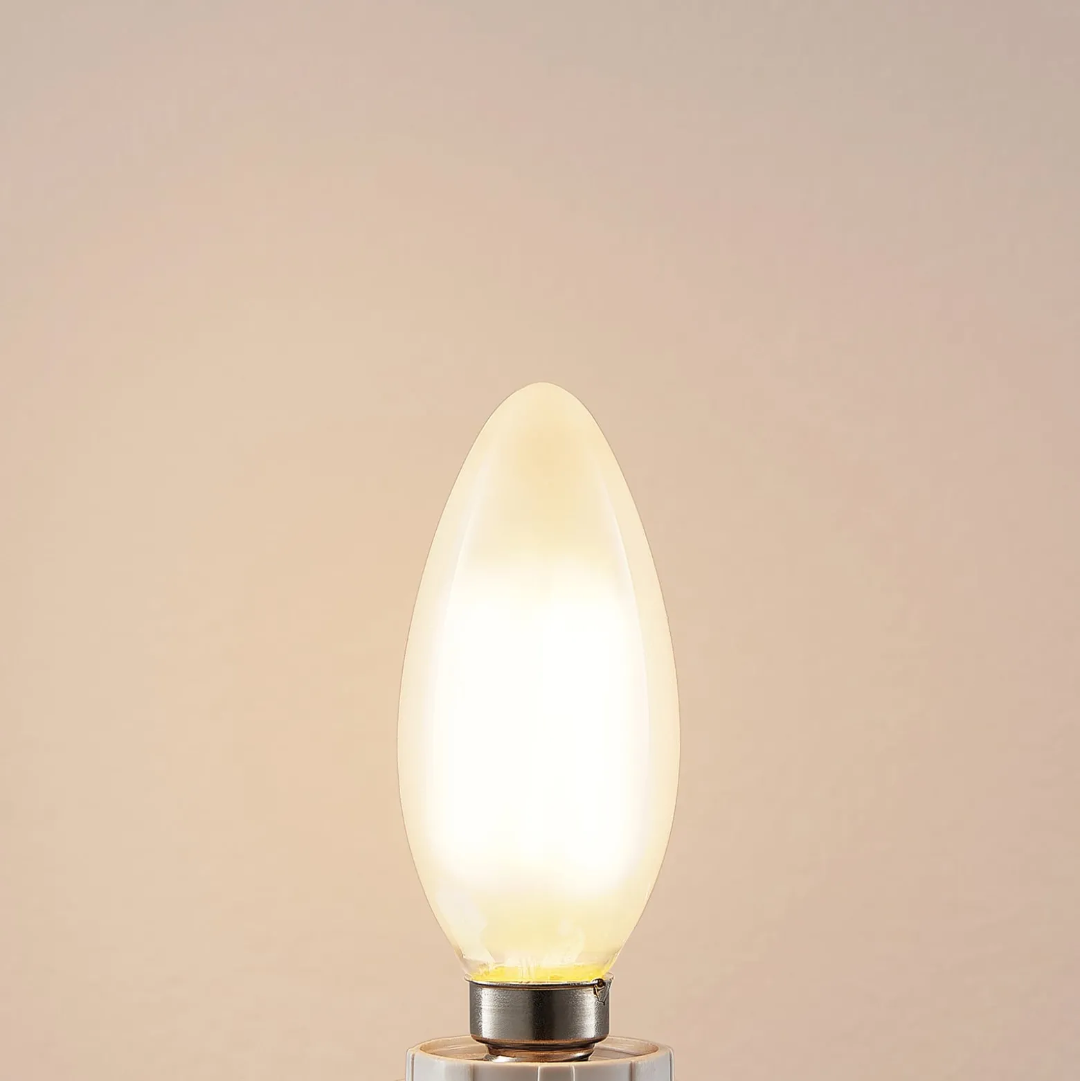 Arcchio LED-kynttilälamppu E14, 4 W, 2700 K, himmennettävä, 5 kpl:n setti