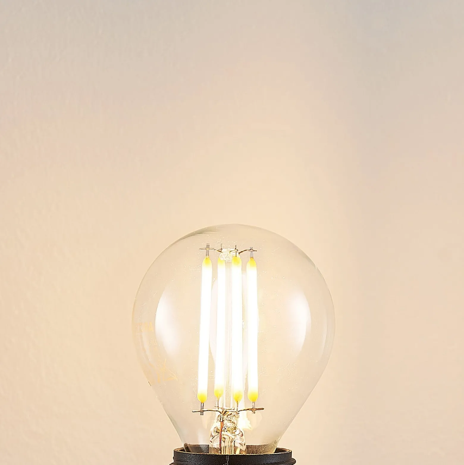 Arcchio LED-lamppu E14 P45, 4 W, kirkas, 2700 K, himmennettävä