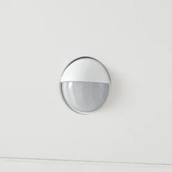 Arcchio LED-pylväsvalaisin Yolena, anturi, 100 cm, valkoinen, IP54