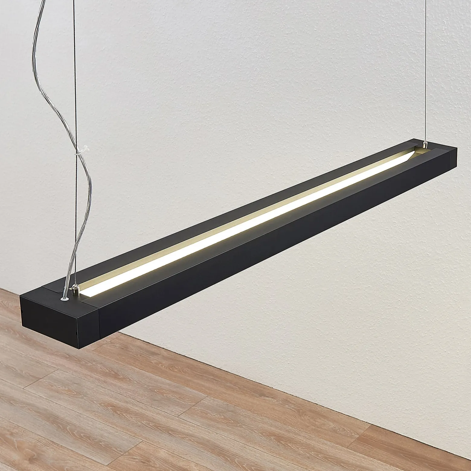 Arcchio LED-riippuvalaisin Cuna, musta, 122cm, metallia