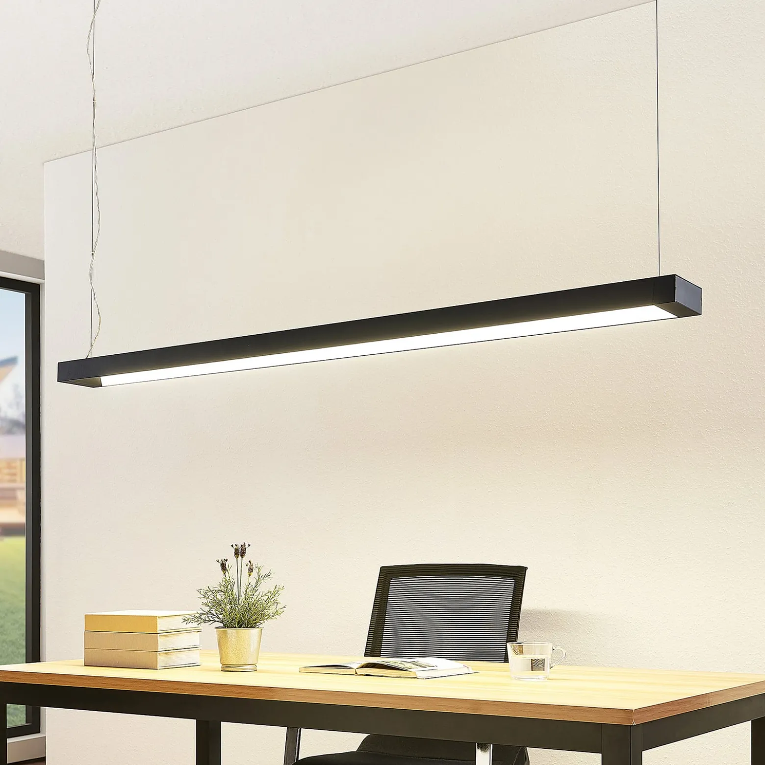 Arcchio LED-riippuvalaisin Cuna, musta, 162cm, metallia