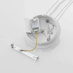 Arcchio LED-ripustusvalaisin Noabelle, Ø 40 cm, valkoinen, metallia