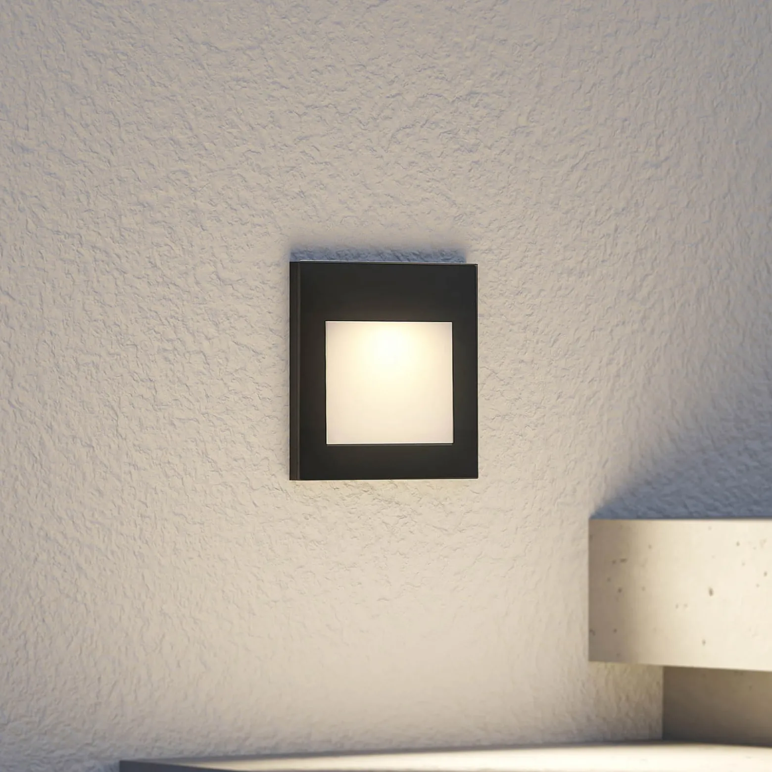 Arcchio LED-seinään upotettava valaisin Zamo, musta, 11 cm, IP65