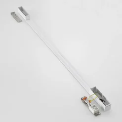 Arcchio LED-seinävalaisin Ivano, 130 cm, valkoinen, alumiini