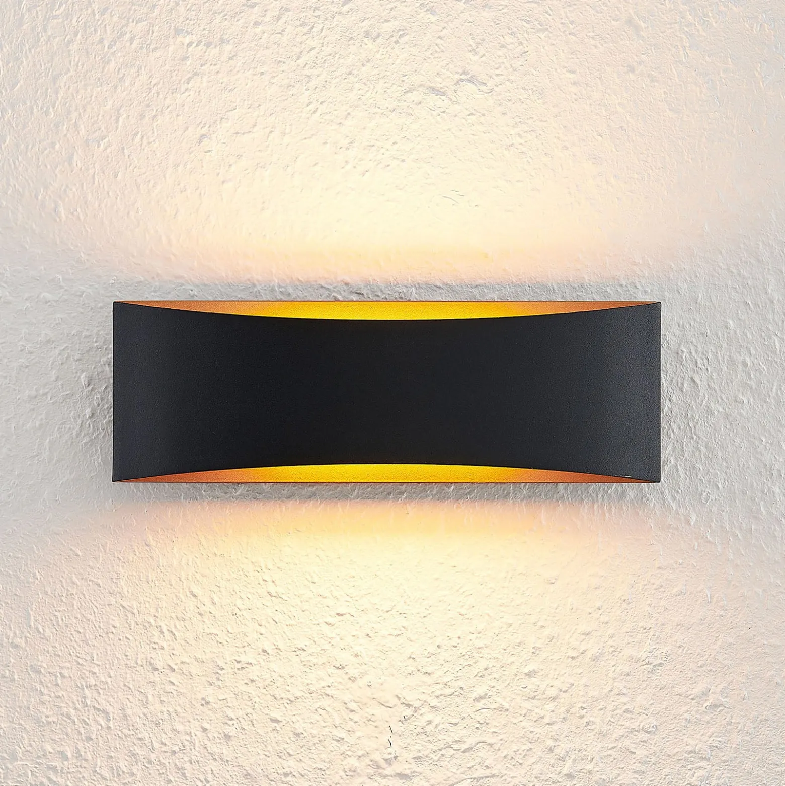 Arcchio LED-seinävalaisin Jelle, 27 cm, musta/kulta, ylös/alasvalo