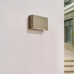 Arcchio LED-ulkoseinälamppu Karline, 530 lm, ruostumaton teräs, IP65