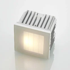 Arcchio LED upotettava seinävalaisin Zamo, säleikkö, valkoinen, metalli, IP65