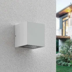Arcchio ulkoseinävalaisin Tassnim, 2-lamppuinen, valkoinen, GX53