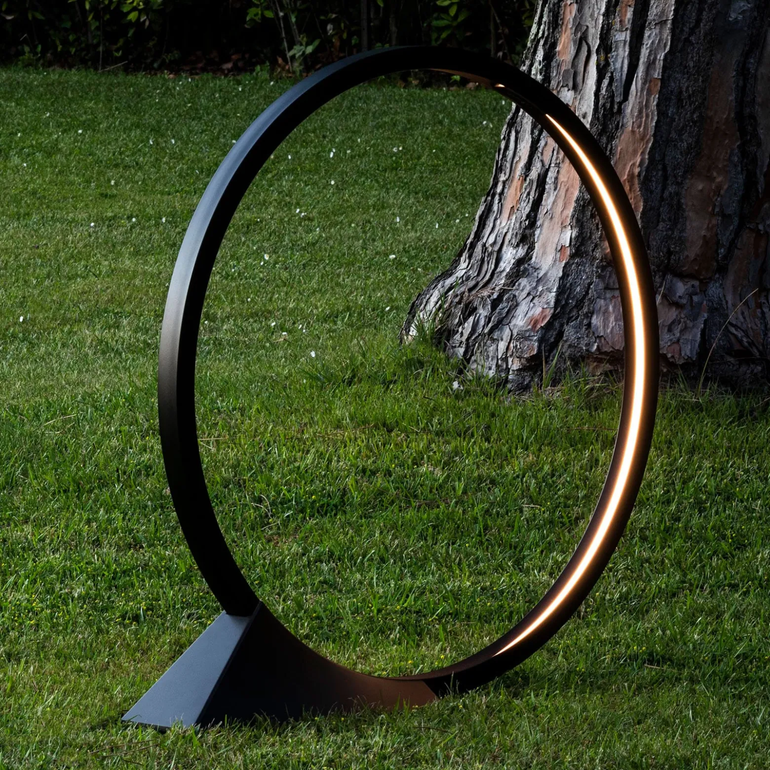 Artemide O -LED-maavalaisin ulkokäyttöön, IP67