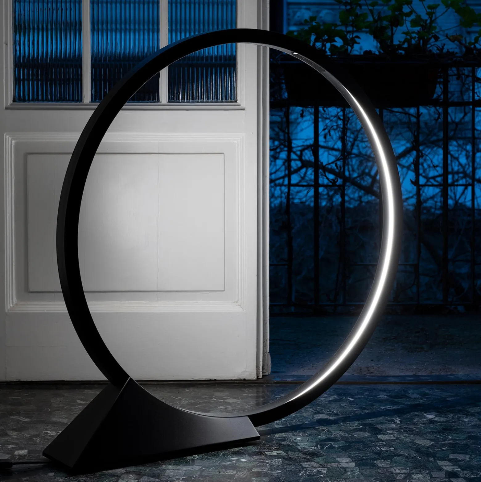 Artemide O -LED-maavalaisin ulkokäyttöön, IP67