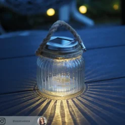 Aurinkokäyttöinen lasinen LED-pöytävalaisin Jar