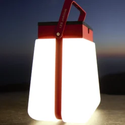 Aurinkokäyttöinen LED-lyhty Bump 300, punainen