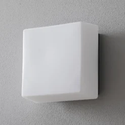 BEGA 66658K3 -LED-seinävalaisin, 21 x 21 cm