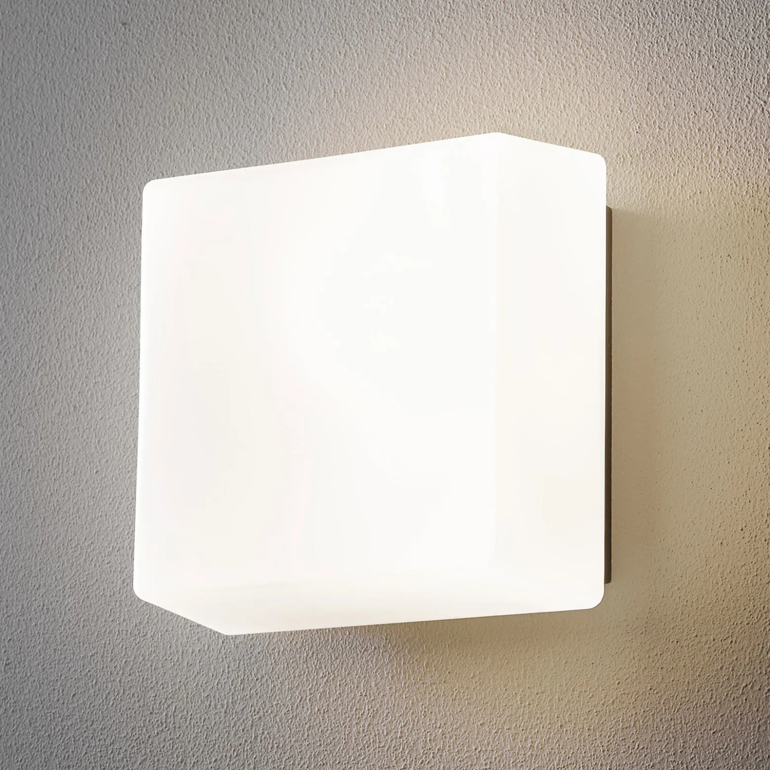BEGA 66658K3 -LED-seinävalaisin, 21 x 21 cm