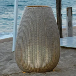 Bover Amphora 02 - terassivalaisin, vaalea beige