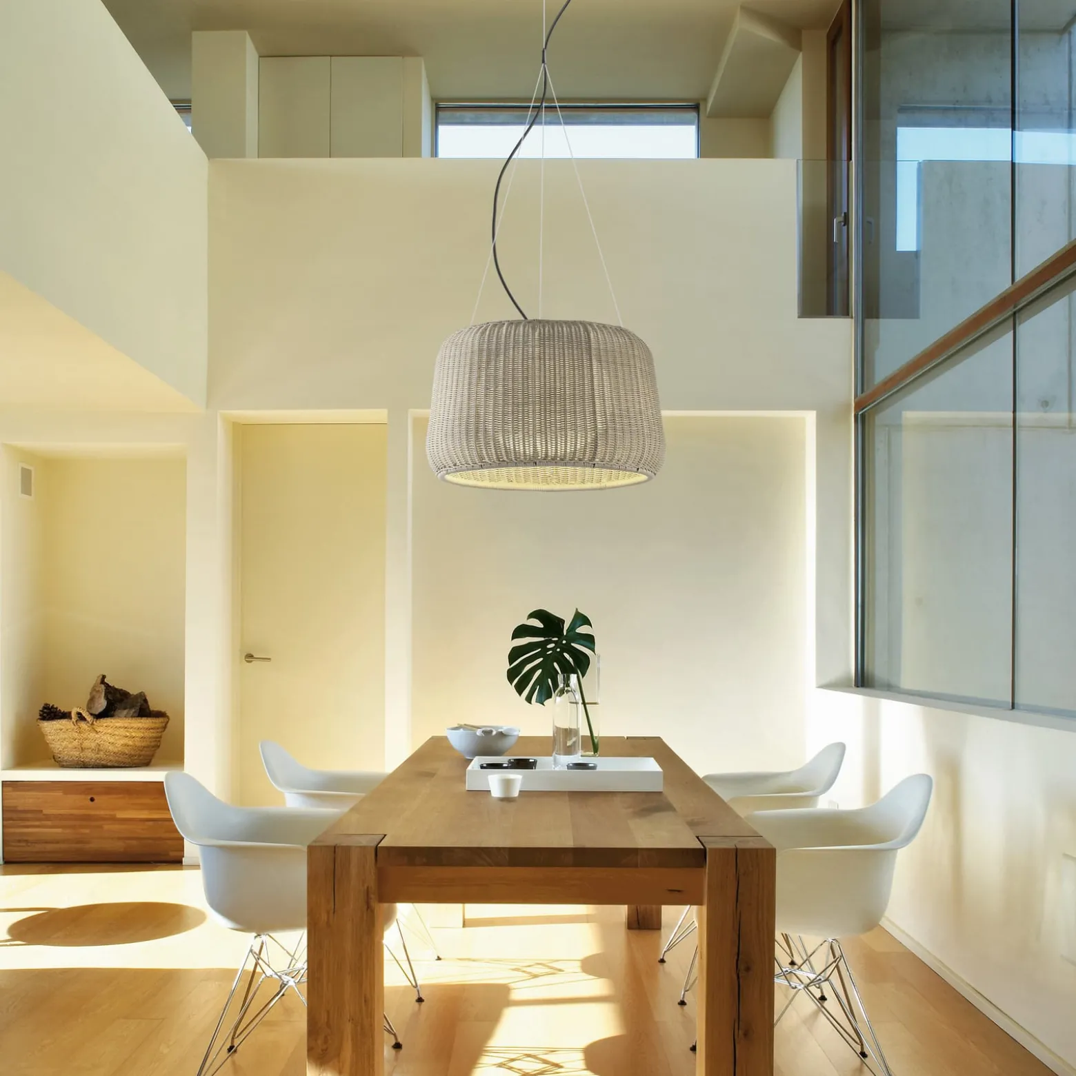 Bover LED-riippuvalaisin Fora 90, luonnonvalkoinen/beige, ulkona