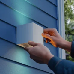 Calex LED-akku-anturi-ulkoseinälamppu Volterra, valkoinen, IP44