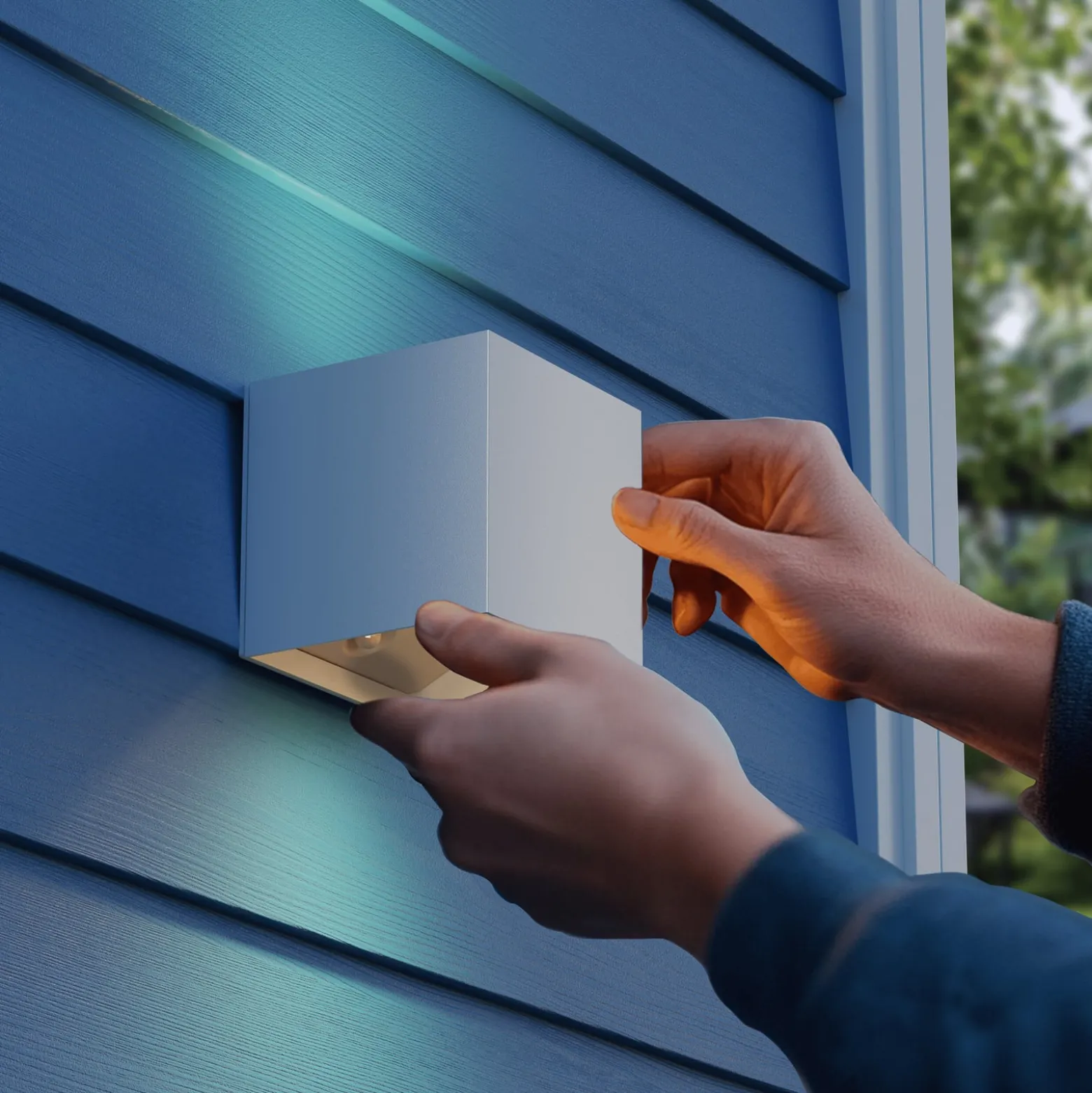Calex LED-akku-anturi-ulkoseinälamppu Volterra, valkoinen, IP44