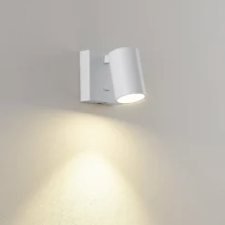 CAN TILT seinäkohdevalaisin, valkoinen, 10 x 10 cm, metalli, kytkin, USB