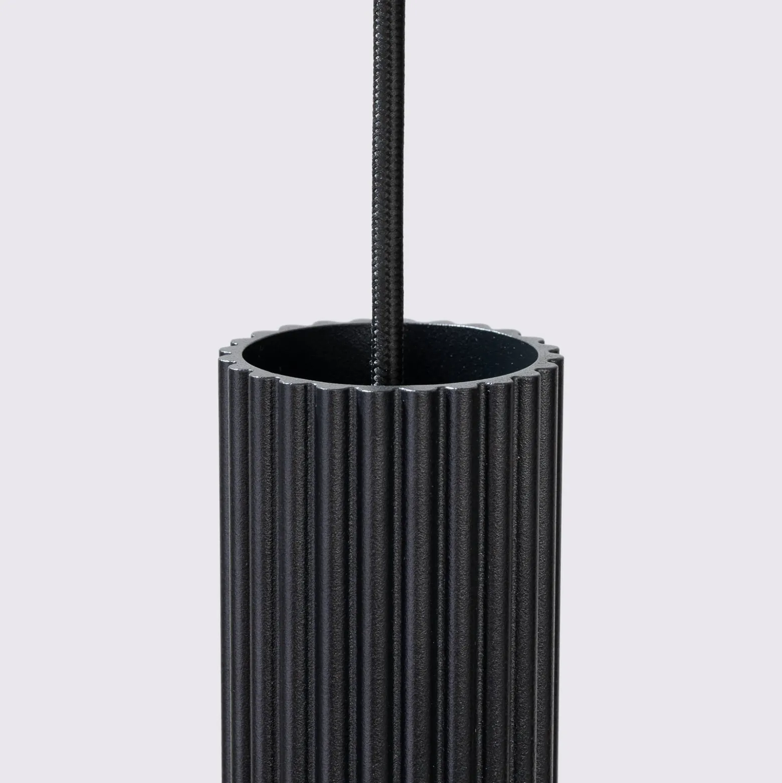 Carbon-riippuvalaisin, musta, Ø 6 cm, alumiini