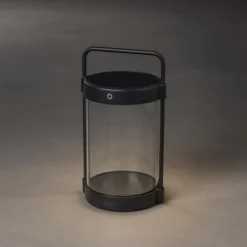 Crotone-LED-aurinkolyhty, himmennettävä, USB