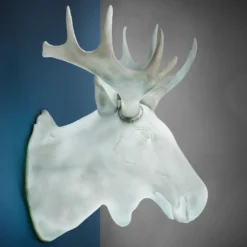 Design-seinävalaisin Moo – sopii myös ulkotiloihin