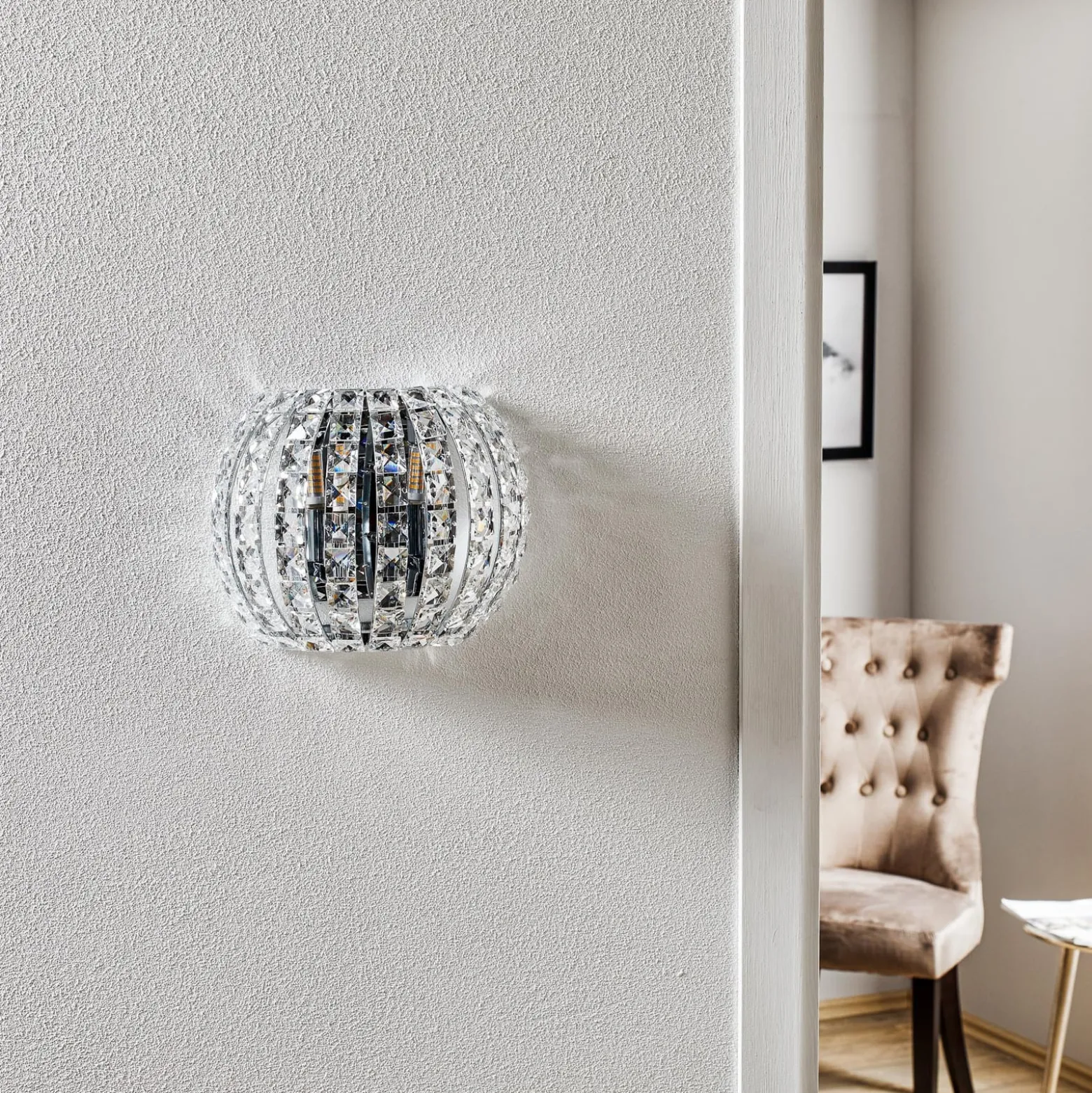 DIAMOND-LED-kristalliseinävalaisin