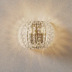 DIAMOND-LED-kristalliseinävalaisin