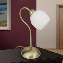 Doma pöytävalaisin, antiikkimessingin värinen, korkeus 30 cm, lasia