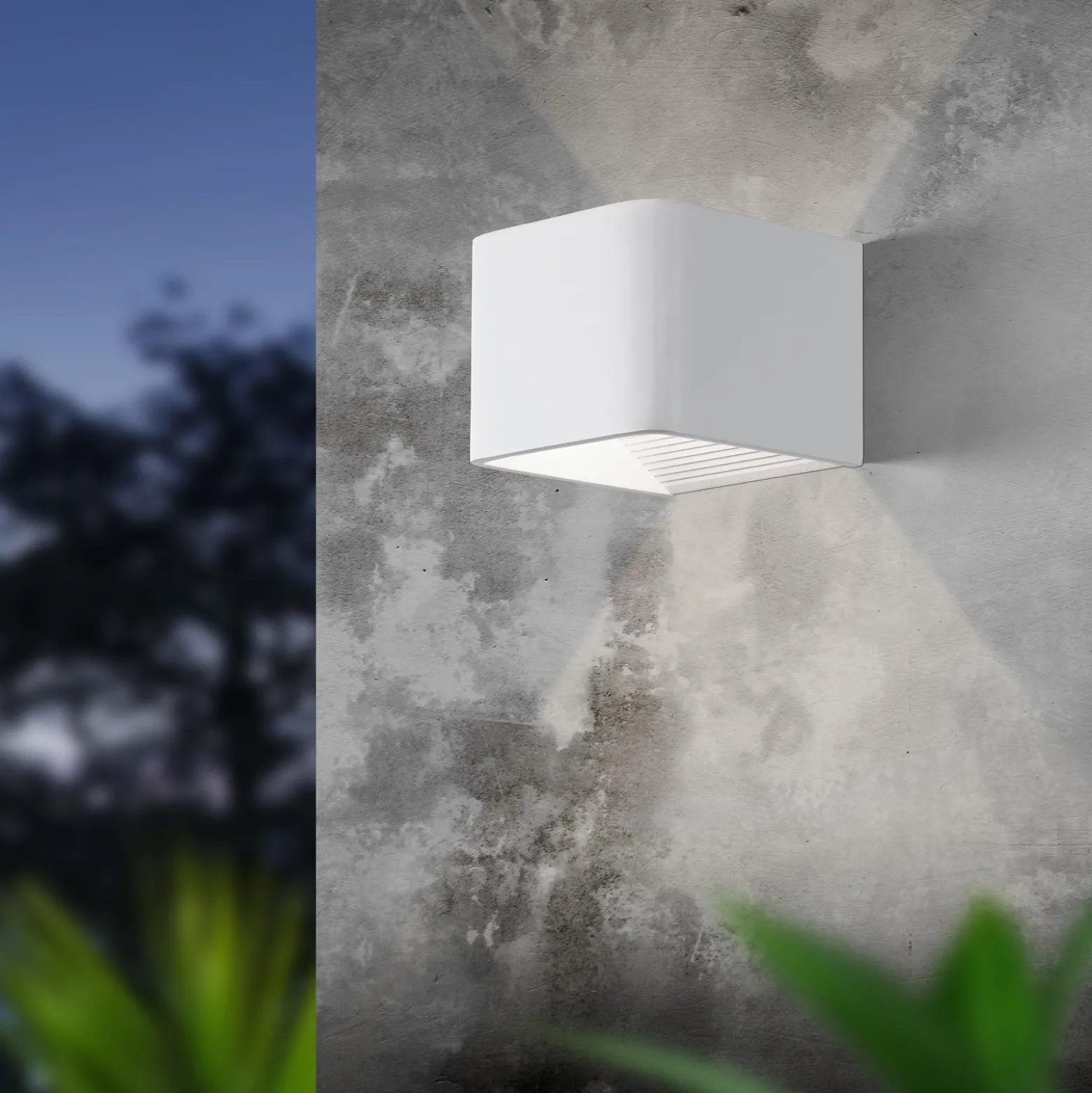 Doninni 1 -LED-ulkoseinälamppu, valkoinen, leveys 13 cm, 2-lamppuinen
