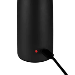 Dyberg Larsen ladattava LED-pöytävalaisin Porter, musta, 16 cm