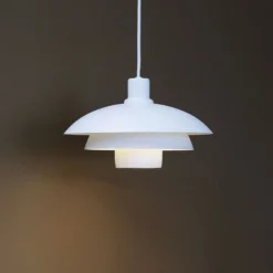 Dyberg Larsen Morph-riippuvalo, valkoinen, Ø 30 cm, metalli
