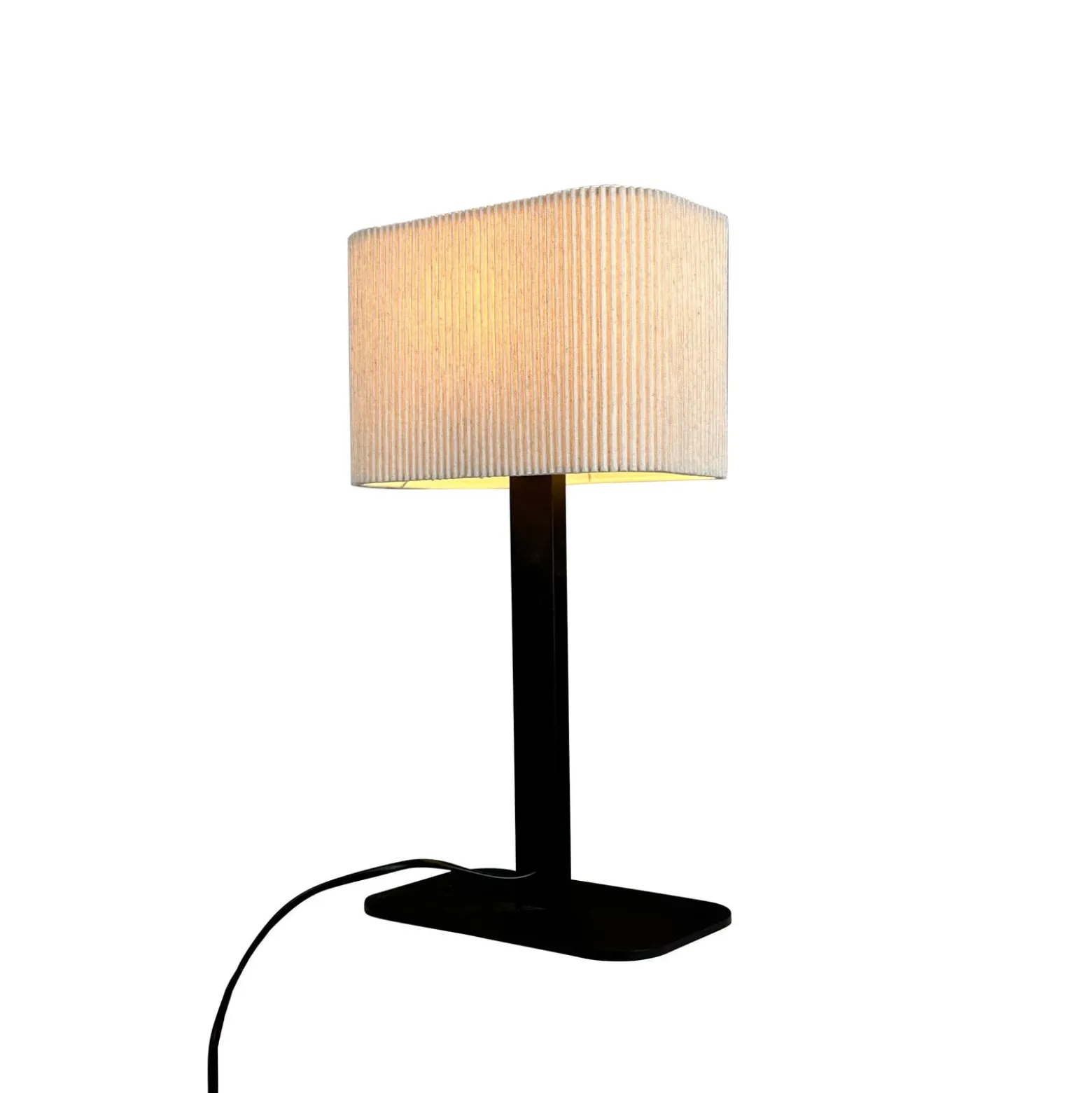 Dyberg Larsen pöytälamppu Calix, luonnonvalkoinen, korkeus 39 cm
