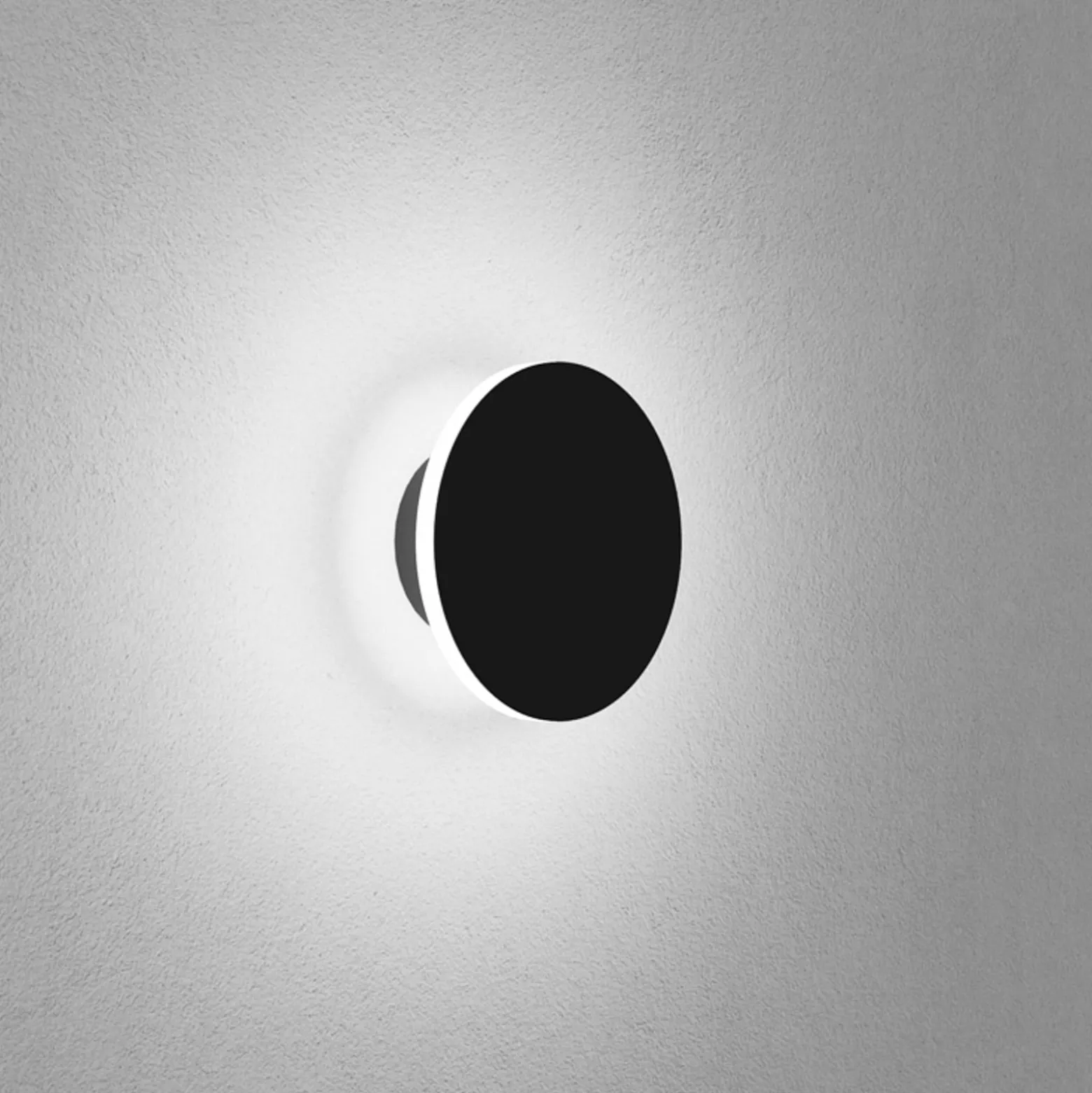 Egger DLS seinävalaisin Orbit, musta, Ø 12,5 cm, alumiini 2 700 K