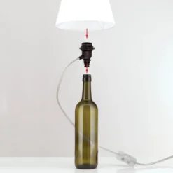 E27-pidin BOTTLE, läpinäkyvä kaapeli, pituus 200 cm
