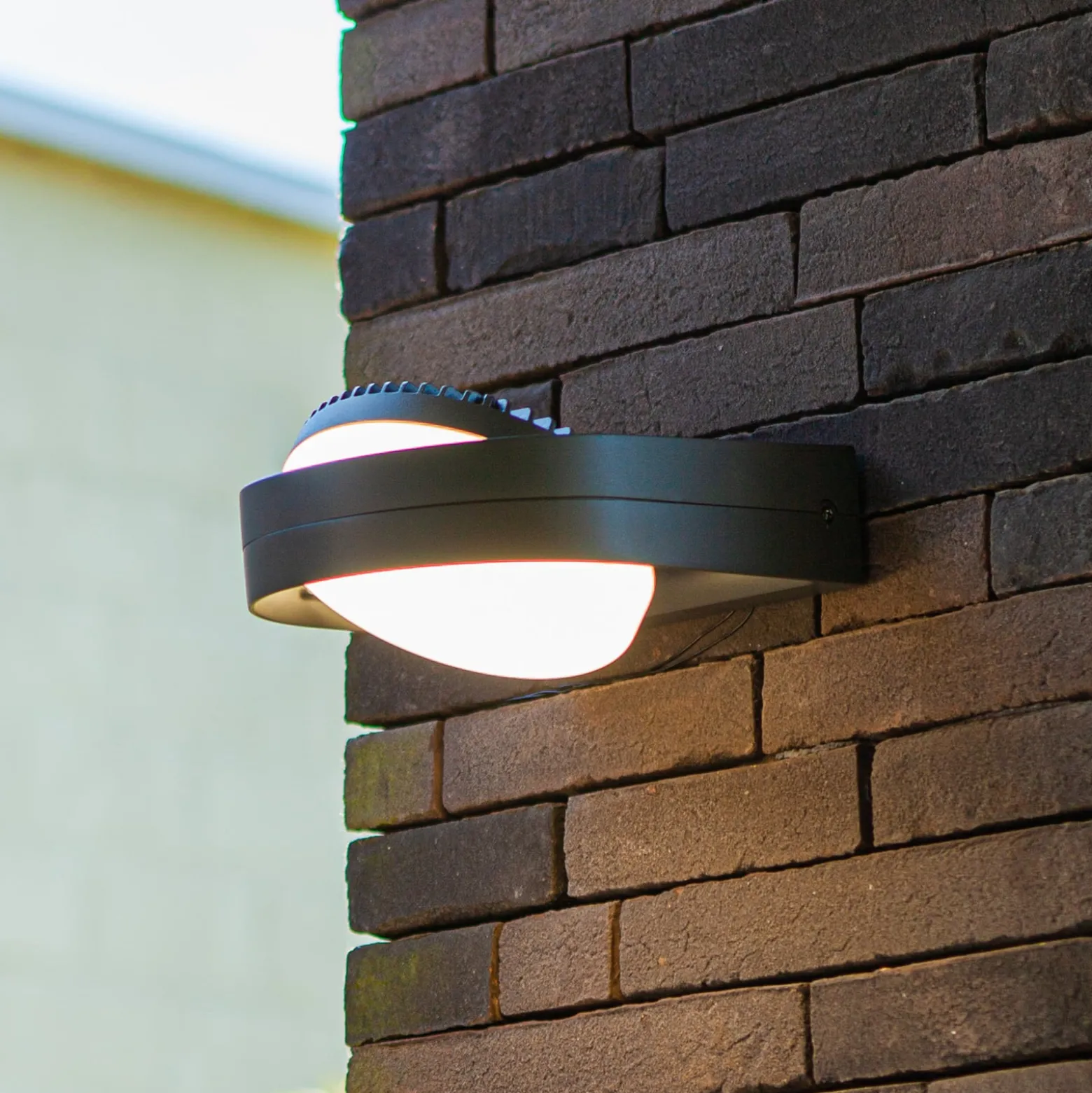 FELE-LED-ulkoseinävalaisin, tummanharmaa, 20 cm, metalli, IP54