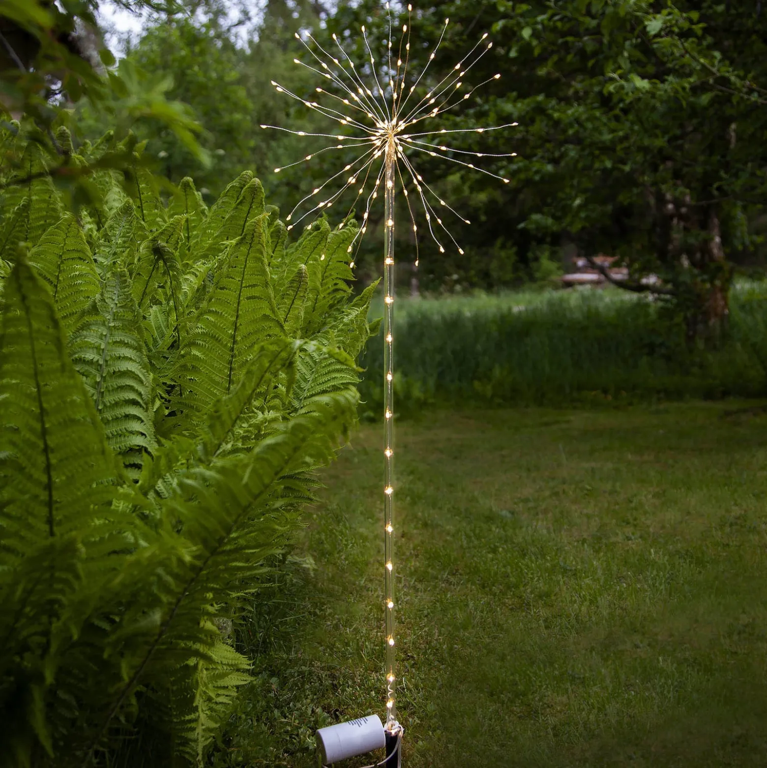 Firework Outdoor -LED-koristevalo lämmin valkoinen