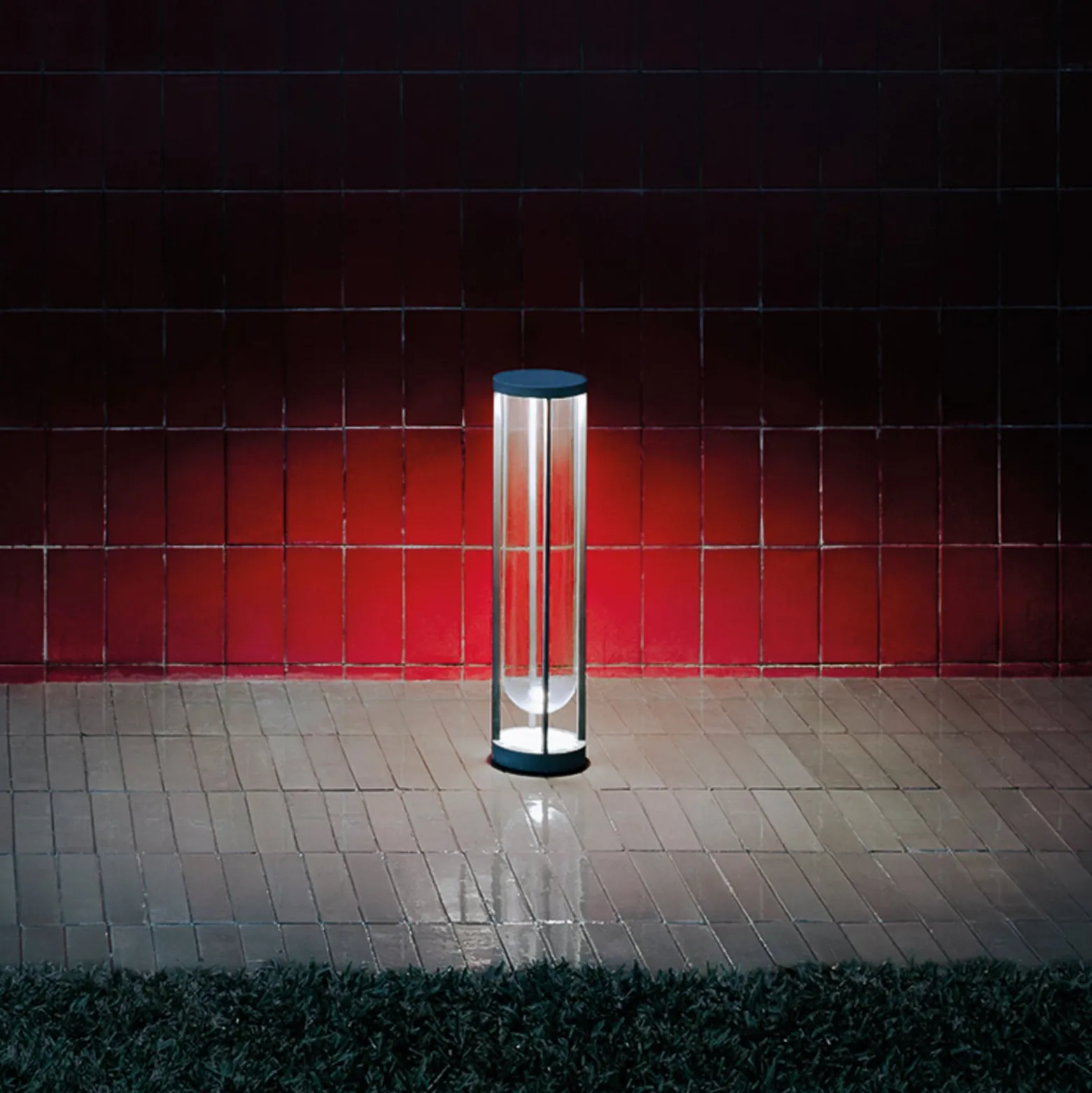 FLOS In Vitro pollari 3, 2 700 K 90 cm musta