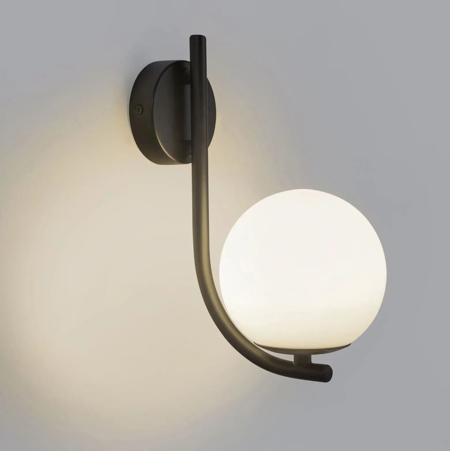 Forlight seinävalaisin Sfera Single, musta, lasi, leveys 12 cm