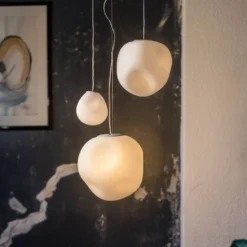 Foscarini Hoba Piccola -riippuvalaisin, Ø13 cm, ripustin 1000 cm