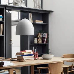 FRITZ HANSEN Suspence P2-riippuvalo Ø38,5cm harmaa