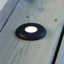 Garden 24 Decklight, musta, valo ylhäällä, 3 W
