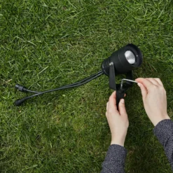 Garden 24 LED-kohdevalaisin, musta, 3 wattia