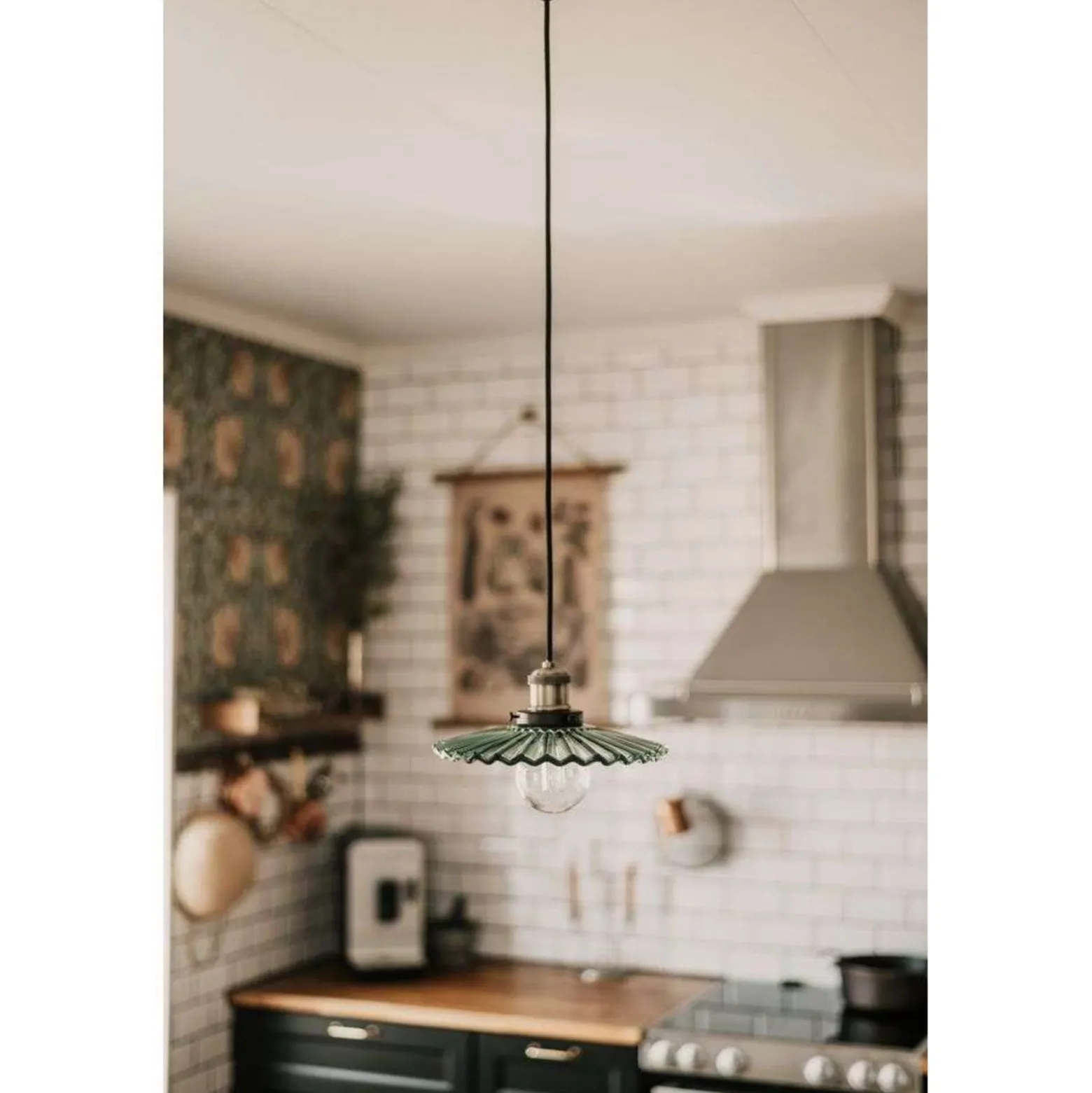 Globen Lighting riippuvalaisin COBBLER, vihreä, Ø 25 cm